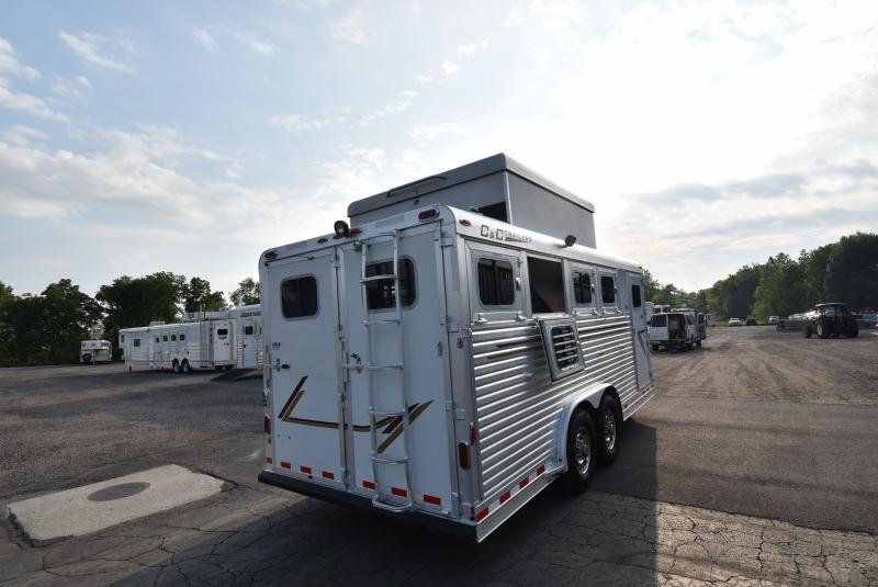 2008_C_and_C_Trailers_4_Horse_Bumper__Horse_Trailer_59CgeOrzuiog.jpg
