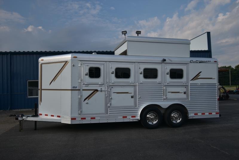 2008_C_and_C_Trailers_4_Horse_Bumper__Horse_Trailer_bsJVDsjfolop.jpg